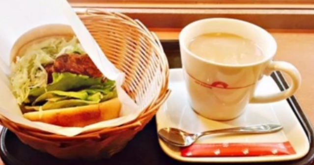 速食店尖峰備料基準：時段銷量與備料量的對照
