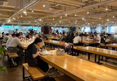 員工餐廳委外請款：廠商申報餐數與現場紀錄的核對